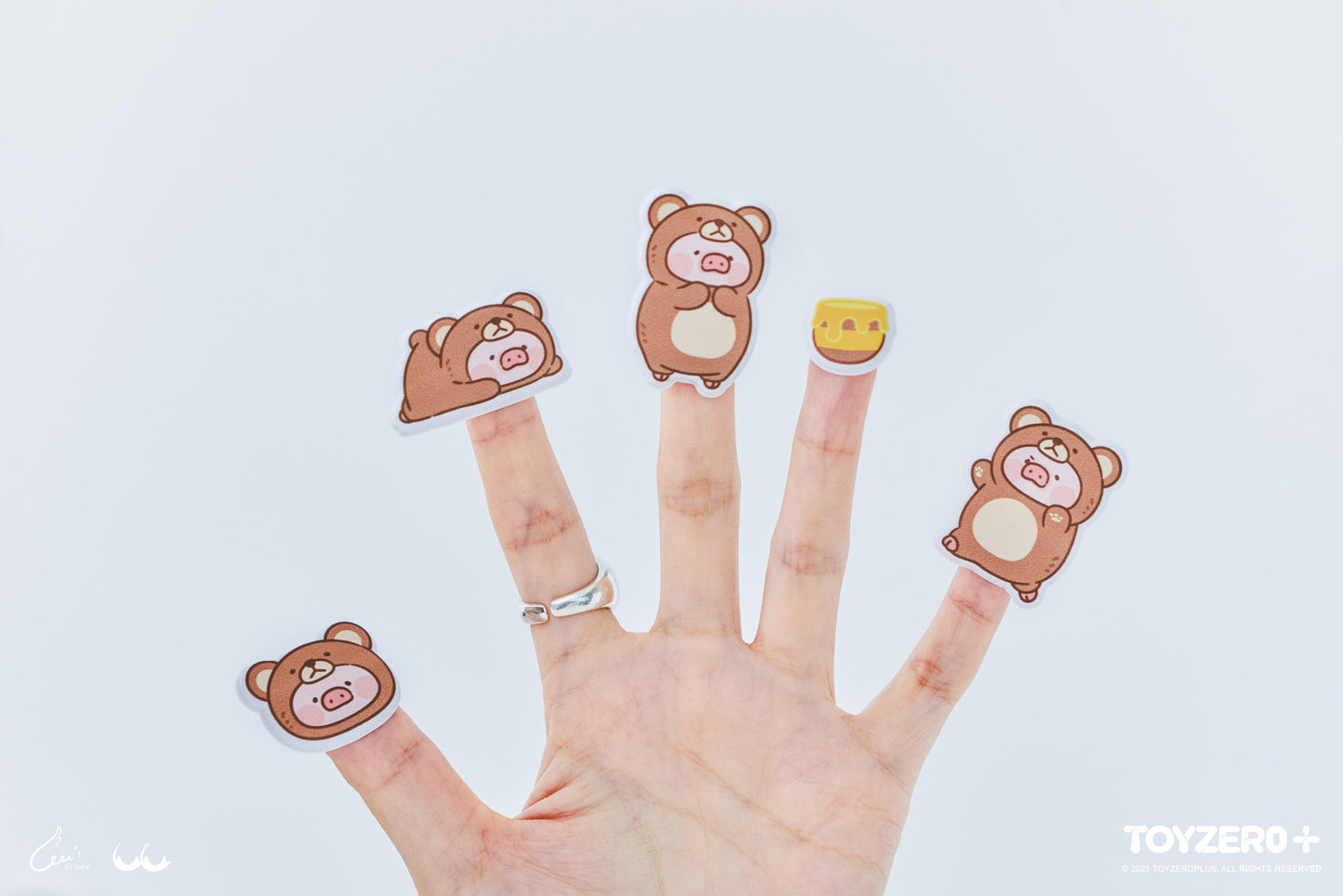 LULU THE PIGGY SPONGE STICKER - BEAR LULU